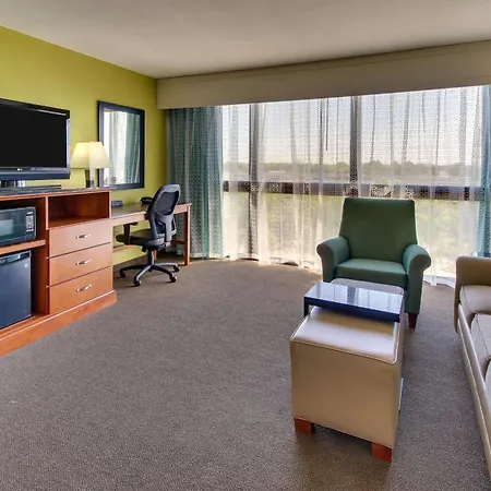 Heritage Inn Suites Houston Sugar Land, Trademark By Wyndham-2