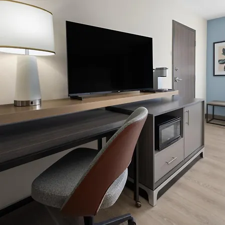 Holiday Inn & Suites Richmond West End, An Ihg Hotel-2