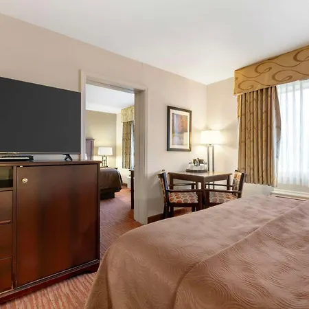 Best Western Plus Concord Inn-3