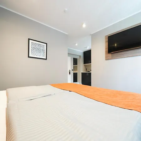 Juststay Solingen Hotel & Apartments-3