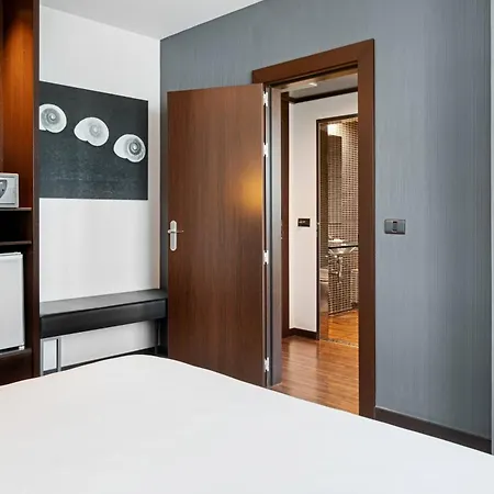Ac Hotel Algeciras By Marriott-3