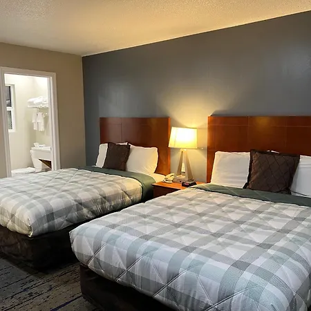 Travelers Inn Eugene University-2
