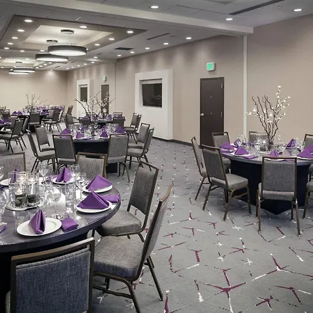 Courtyard By Marriott Corvallis-3