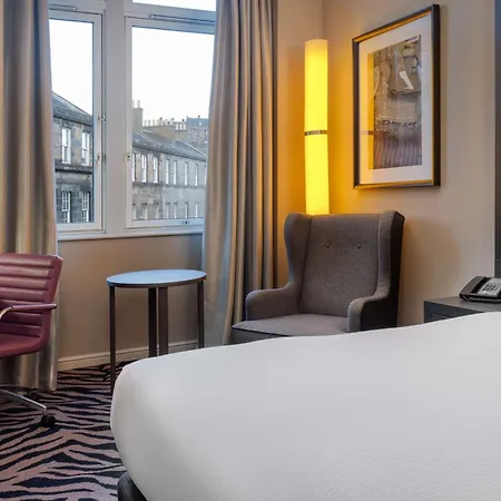 Doubletree By Hilton Edinburgh City Centre-2