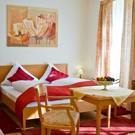Hotel Zum Goldenen Loewen-2