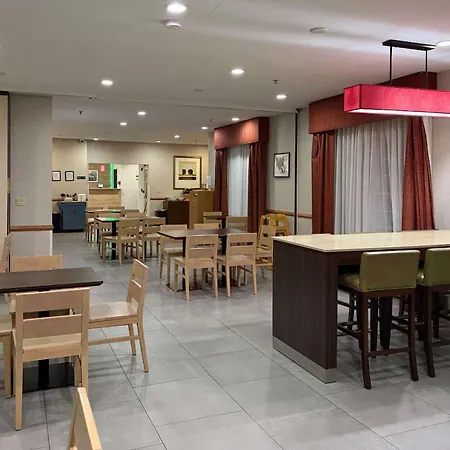 Country Inn & Suites By Radisson, Elgin, Il-3