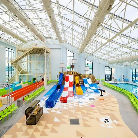 Country Cascades Waterpark Resort-2