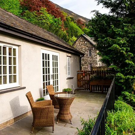 Ravenstone Manor-2