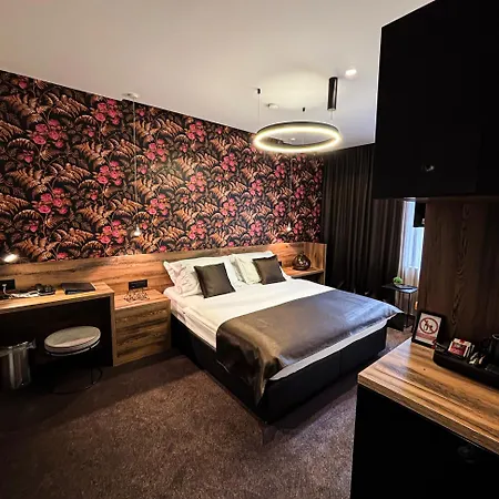 Calma Luxury Rooms-3