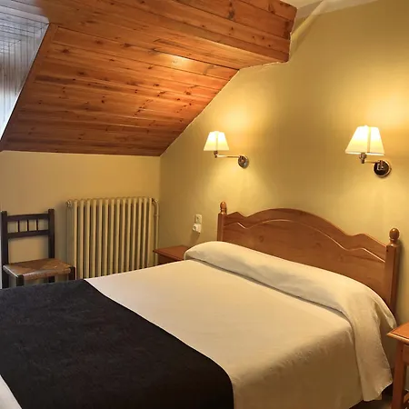 Hotel Joan Canejan-3