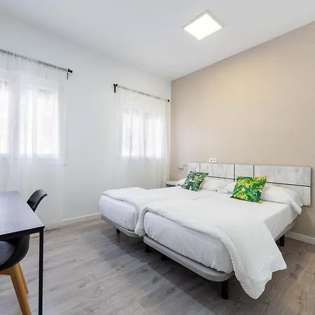Bf Rooms Almeria Centro-2