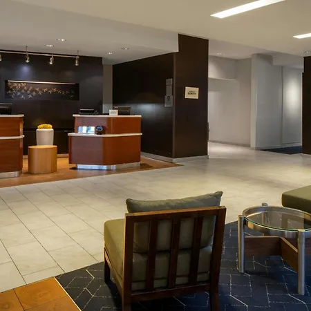 Courtyard By Marriott Jackson Airport/Pearl-2