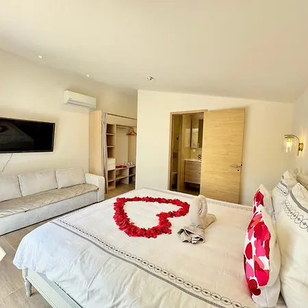 Villa La Source 83 - Room Close To St Tropez-3