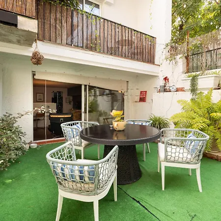 Sitges Beach Hostal-2