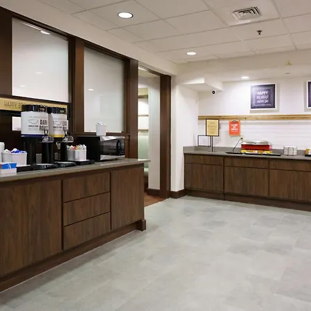 Hampton Inn Hays-North Of I-70-3