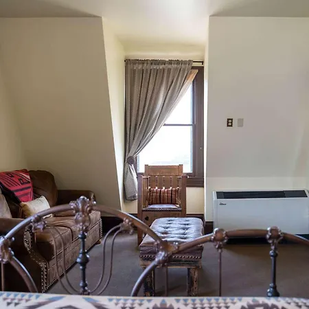 Sheridan Inn - Best Western Signature Collection-3