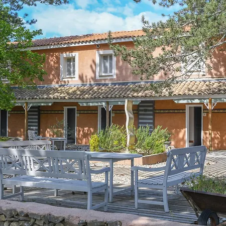 Hostellerie du Val de Sault-3