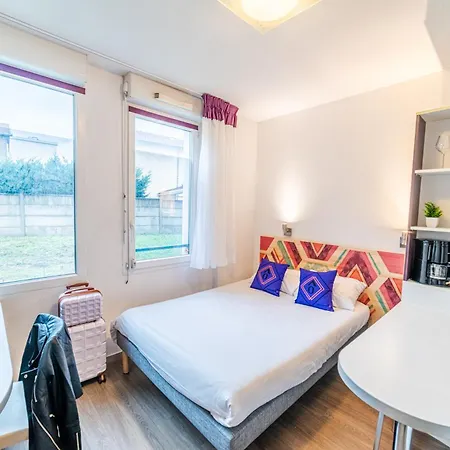 Montempô apparthotel Lyon-3