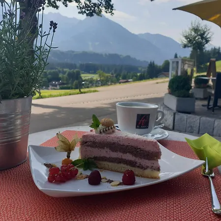 Hotel Alpenblick-3