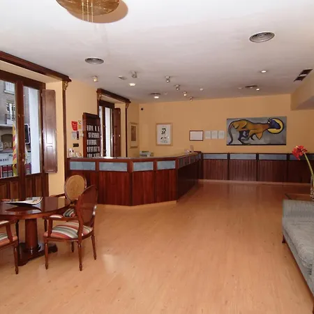 Hostal Cataluña-2
