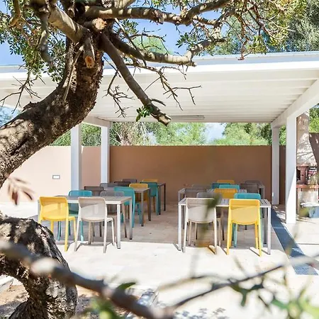 Affittacamere Resort Beach San Gemiliano-3