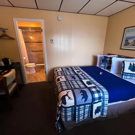 Riviera Motel-3