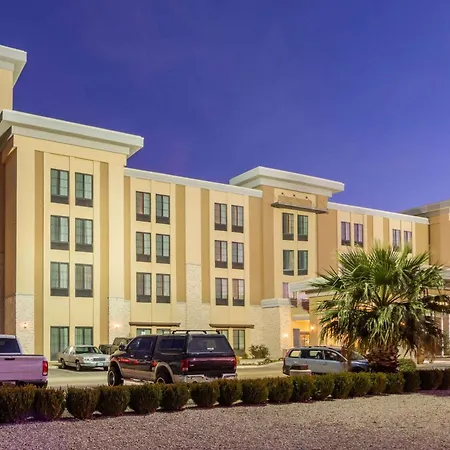 La Quinta By Wyndham Carlsbad-2