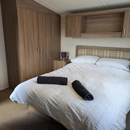 Swift Holidays At Combe Haven Holiday Park-2
