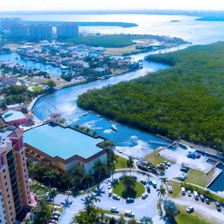 Vista Del Mar At Cape Harbour Marina, 10Th Floor Luxury Condo, King Bed, Views!-3