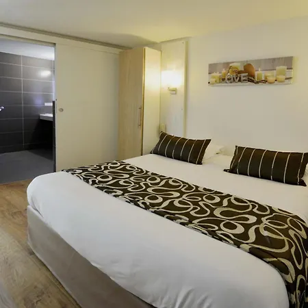 Logis Hotel Restaurant des Lacs Paris Sud-2