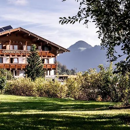 Gartenhotel Crystal-3