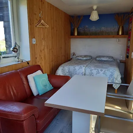 Room By The Sea-2