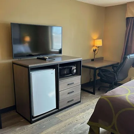 Super 8 By Wyndham Perry Ia-2