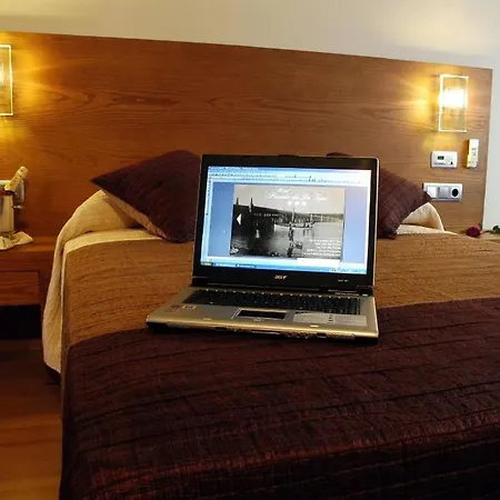 Hotel Puente de La Toja-3