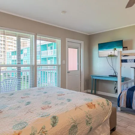 Executive Keys Condominiums On The Beach-3