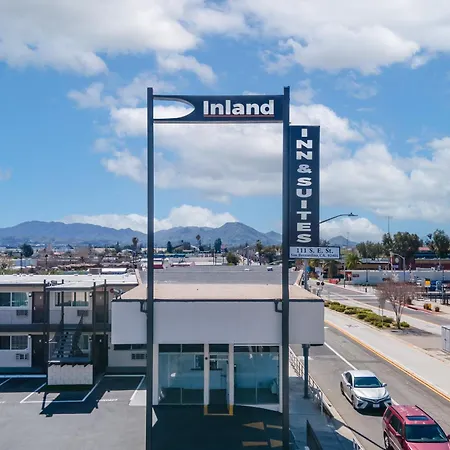 Inland Inn & Suites-2