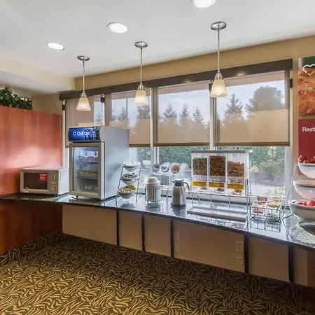 Comfort Suites Seaford-3