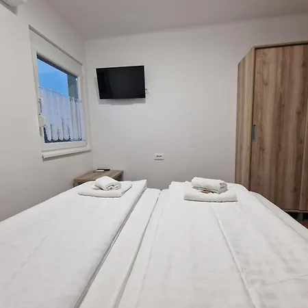Pocitniski Dom Portoroz / Portoroz Holiday Home-2