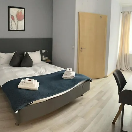 Hotel Gasthaus Ellenberger-3