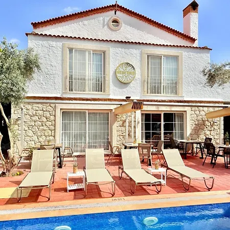 Rebetiko Hotel-3
