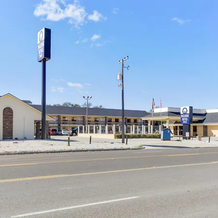 Oyo Hotel Ingleside Tx-2