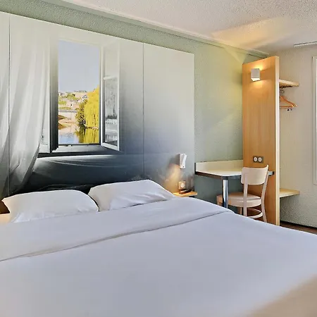 B&B HOTEL le Mans Centre-2