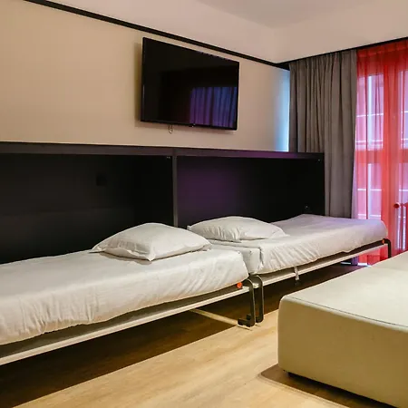 Ostend Hotel-3