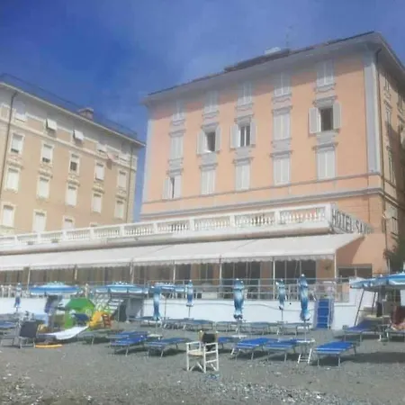 Hotel Savoy-2