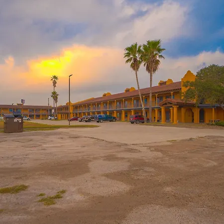 Oyo Hotel Kingsville - Hwy 77-2