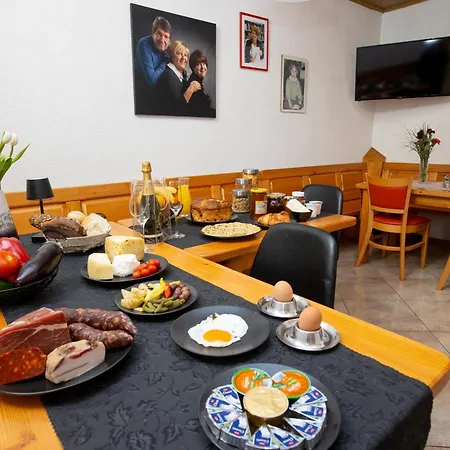 Guesthouse Sanabor-3