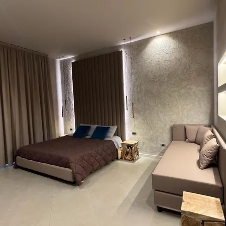 Tropicana Room-2