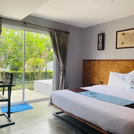 The Hip Resort @ Phi Phi-3