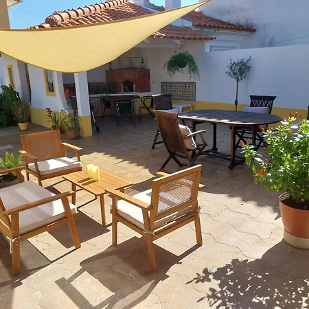 Casa Dos Pingos De Mel-2