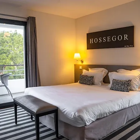 Hotel 202-3